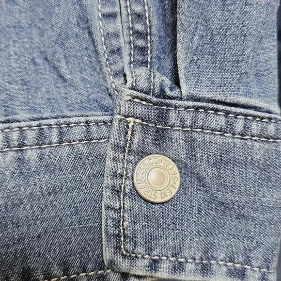 Levi's Jeans Denim Shirt  Long Jacket Cotton Washed Blue Lightweight Size 4X - Picture 9 of 12